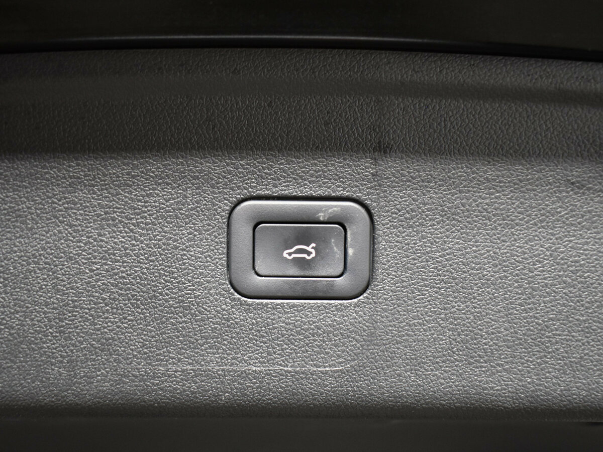 Hongqi HS5 с пробегом — 2024 год. Фото: #17