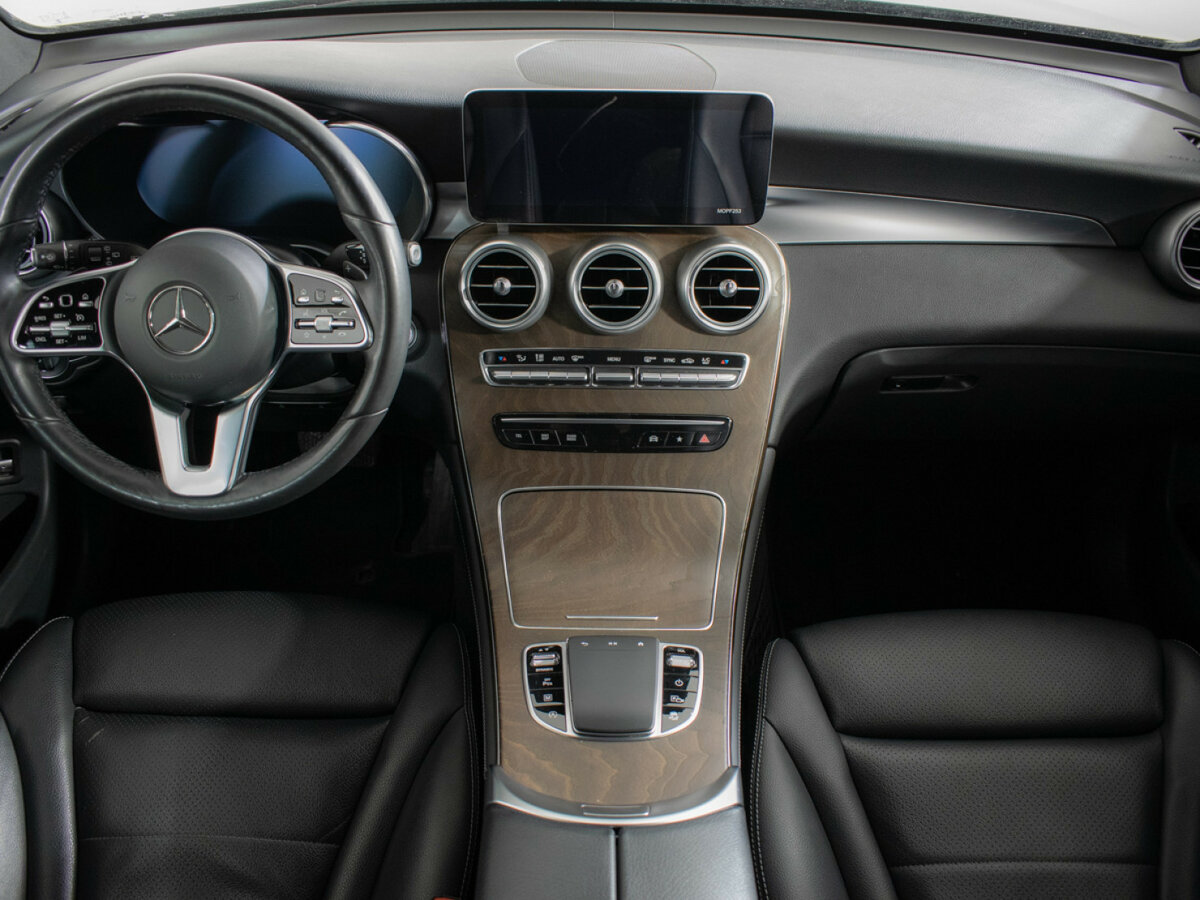 Mercedes-Benz GLC с пробегом — 2019 год. Фото: #8