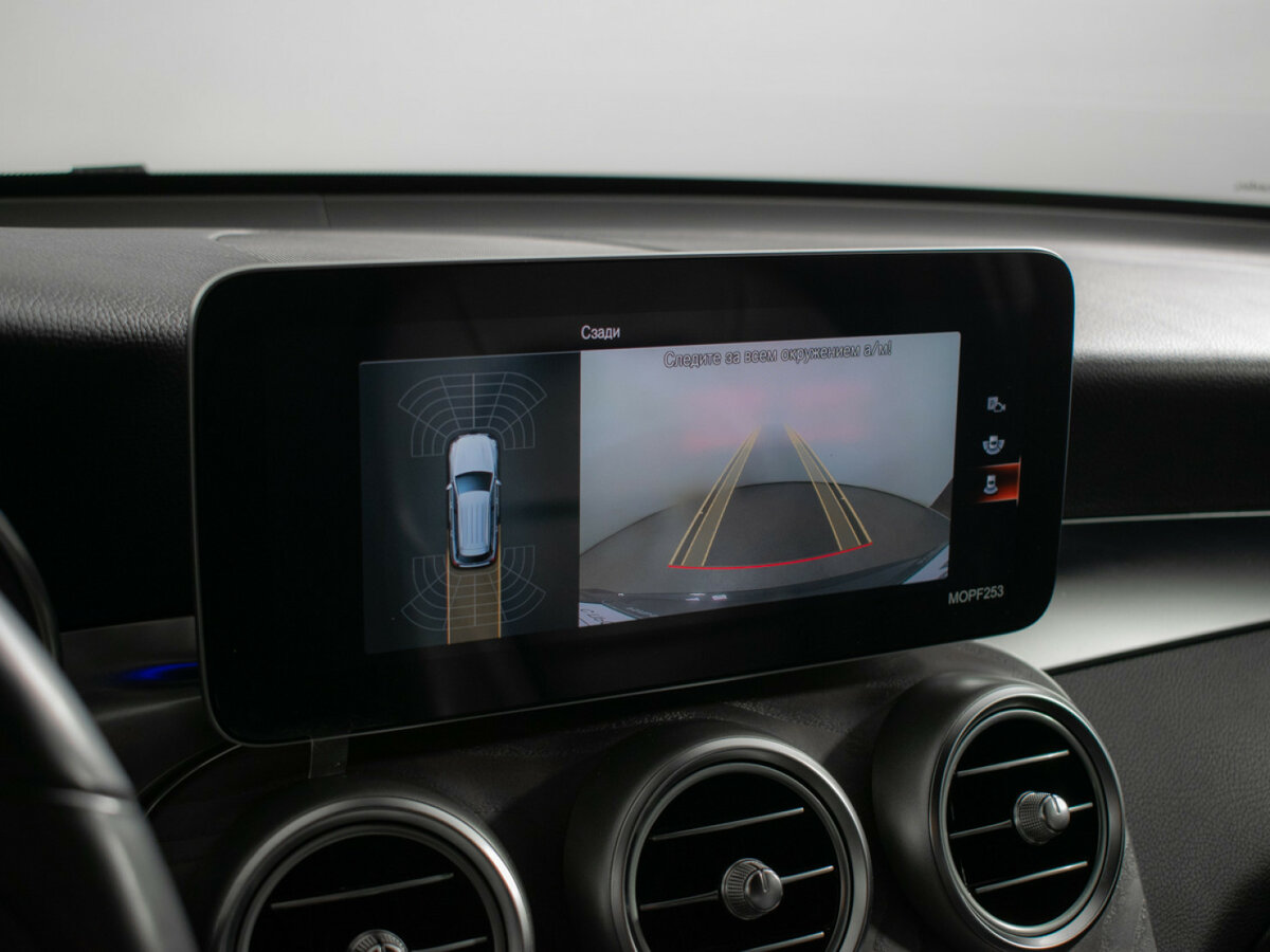 Mercedes-Benz GLC с пробегом — 2019 год. Фото: #10