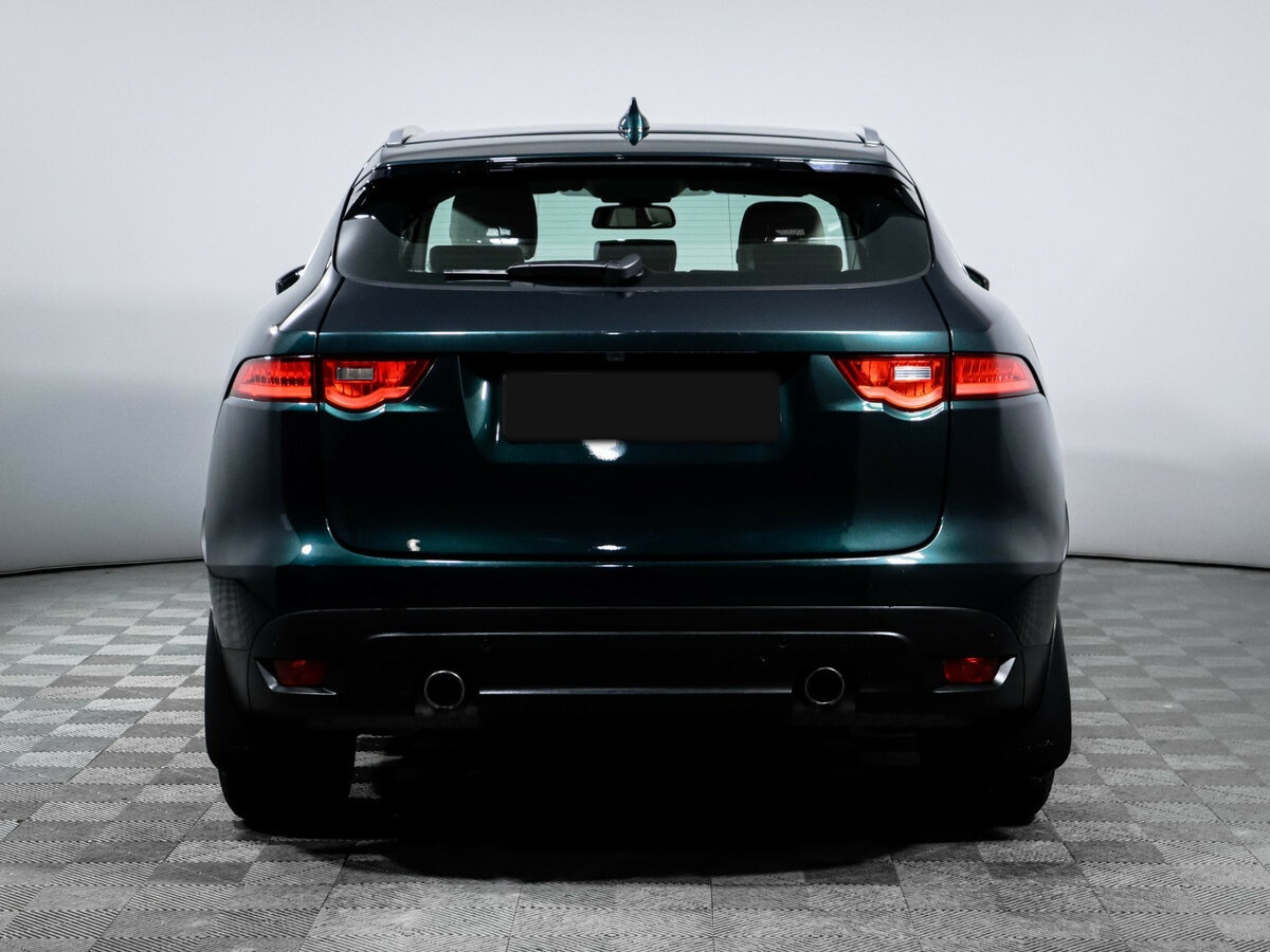 Jaguar F-Pace с пробегом — 2016 год. Фото: #5