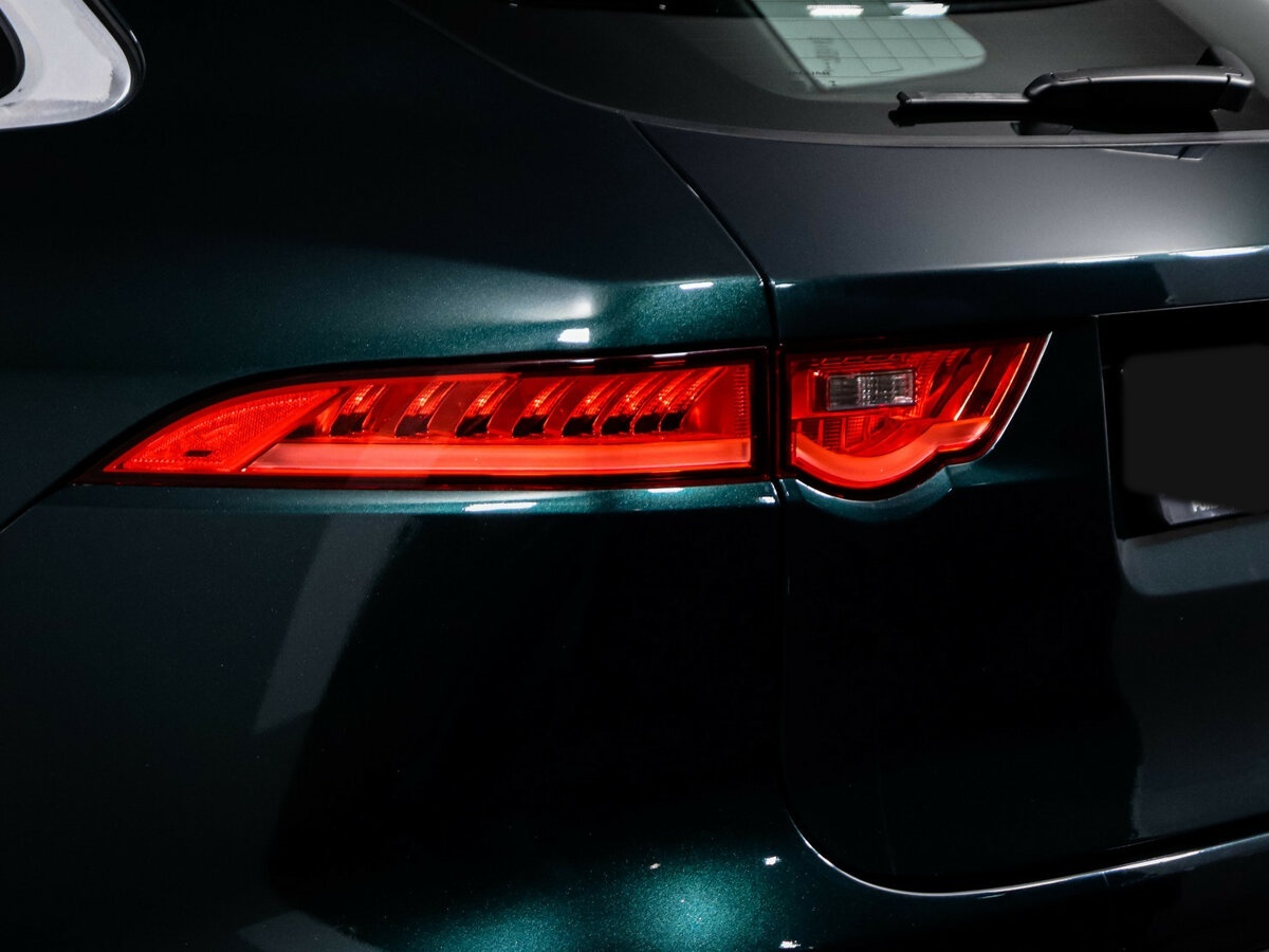 Jaguar F-Pace с пробегом — 2016 год. Фото: #16