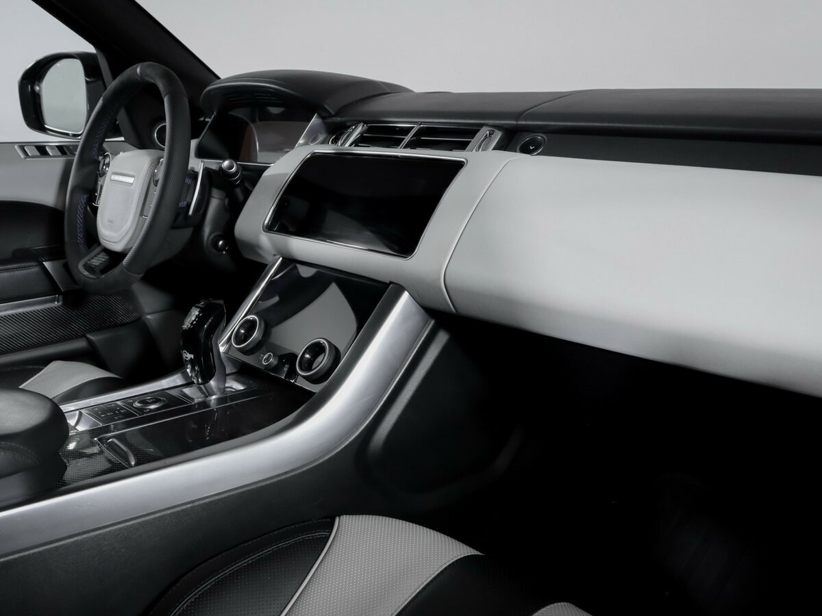 Land Rover Range Rover Sport с пробегом — 2015 год. Фото: #6