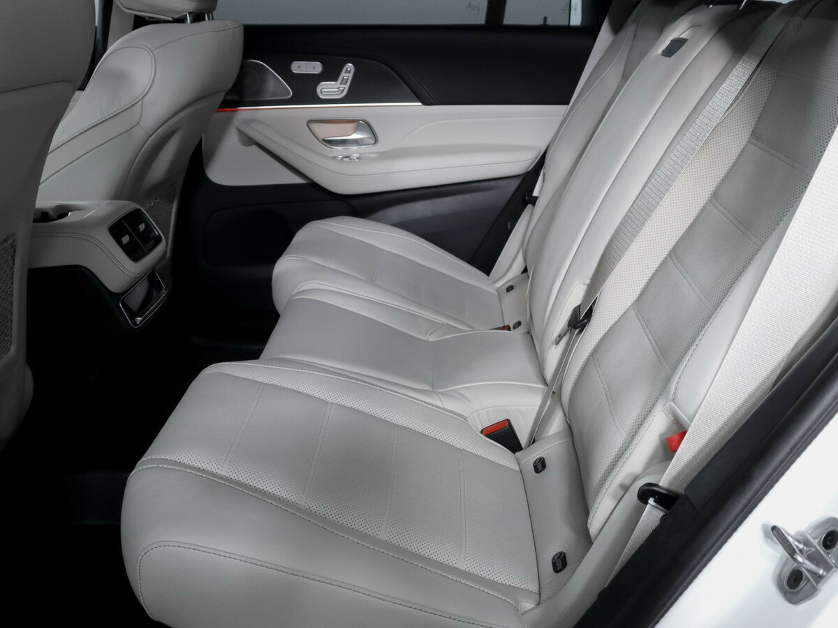 Mercedes-Benz GLS с пробегом — 2025 год. Фото: #9