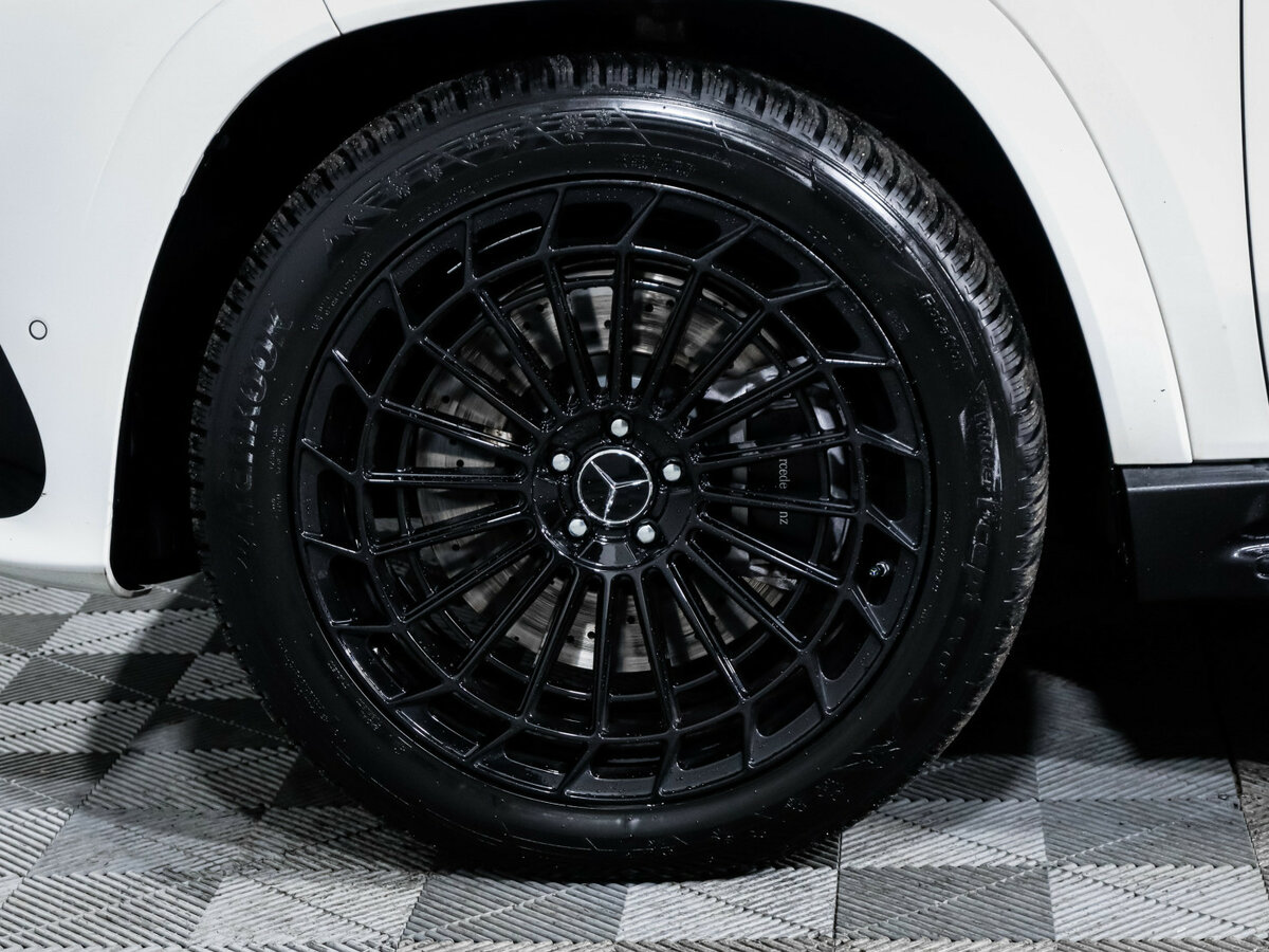 Mercedes-Benz GLS с пробегом — 2025 год. Фото: #14