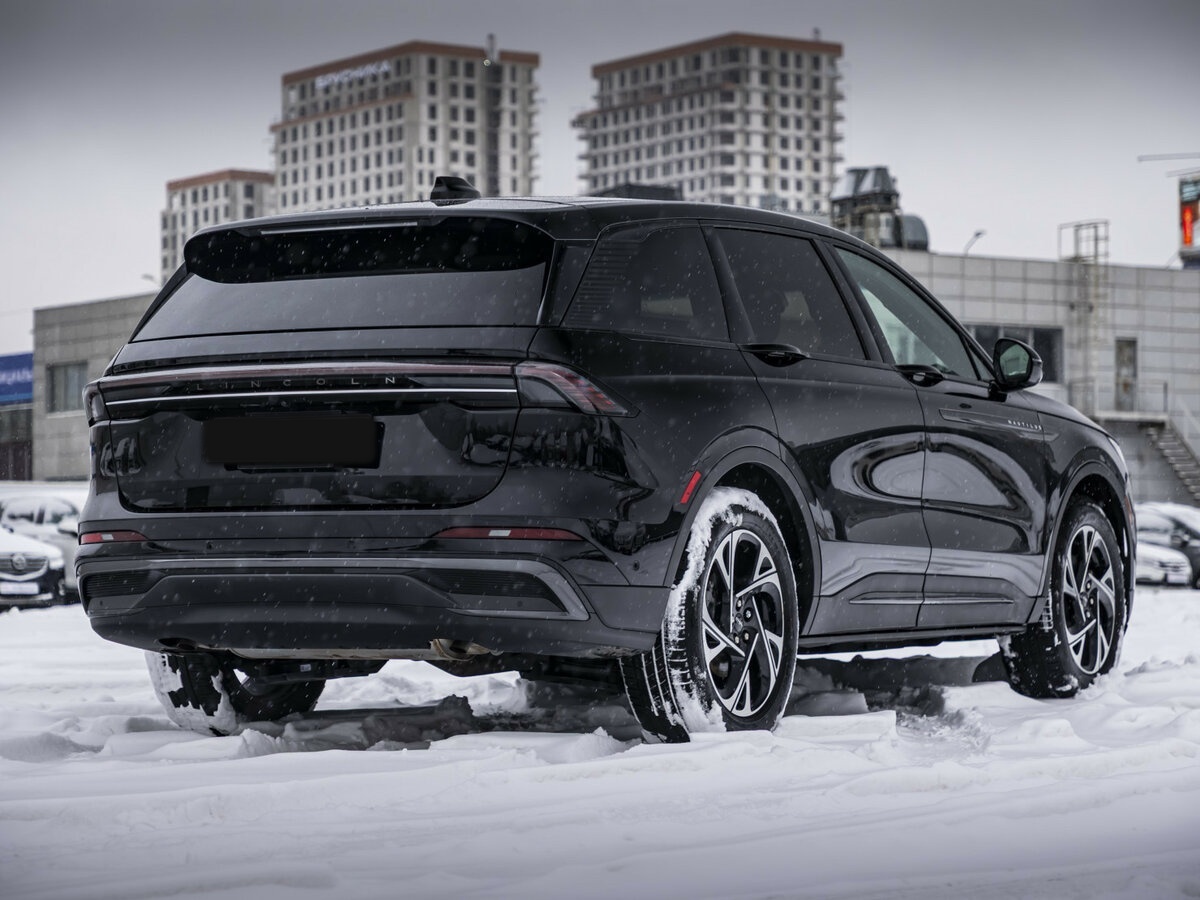 Lincoln Nautilus с пробегом — 2024 год. Фото: #7