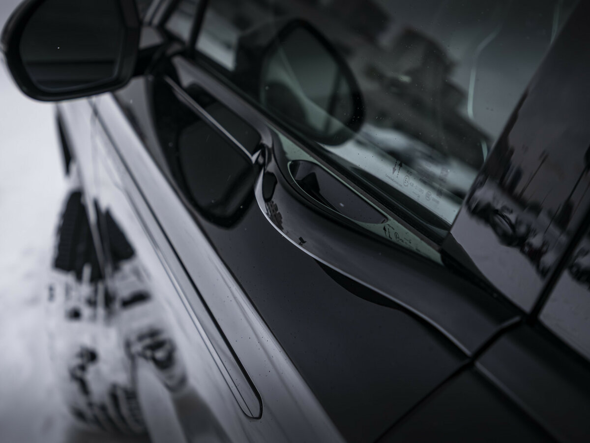 Lincoln Nautilus с пробегом — 2024 год. Фото: #10