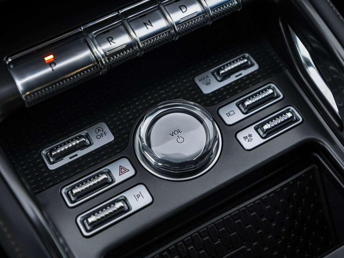 Lincoln Nautilus с пробегом — 2024 год. Фото: #20