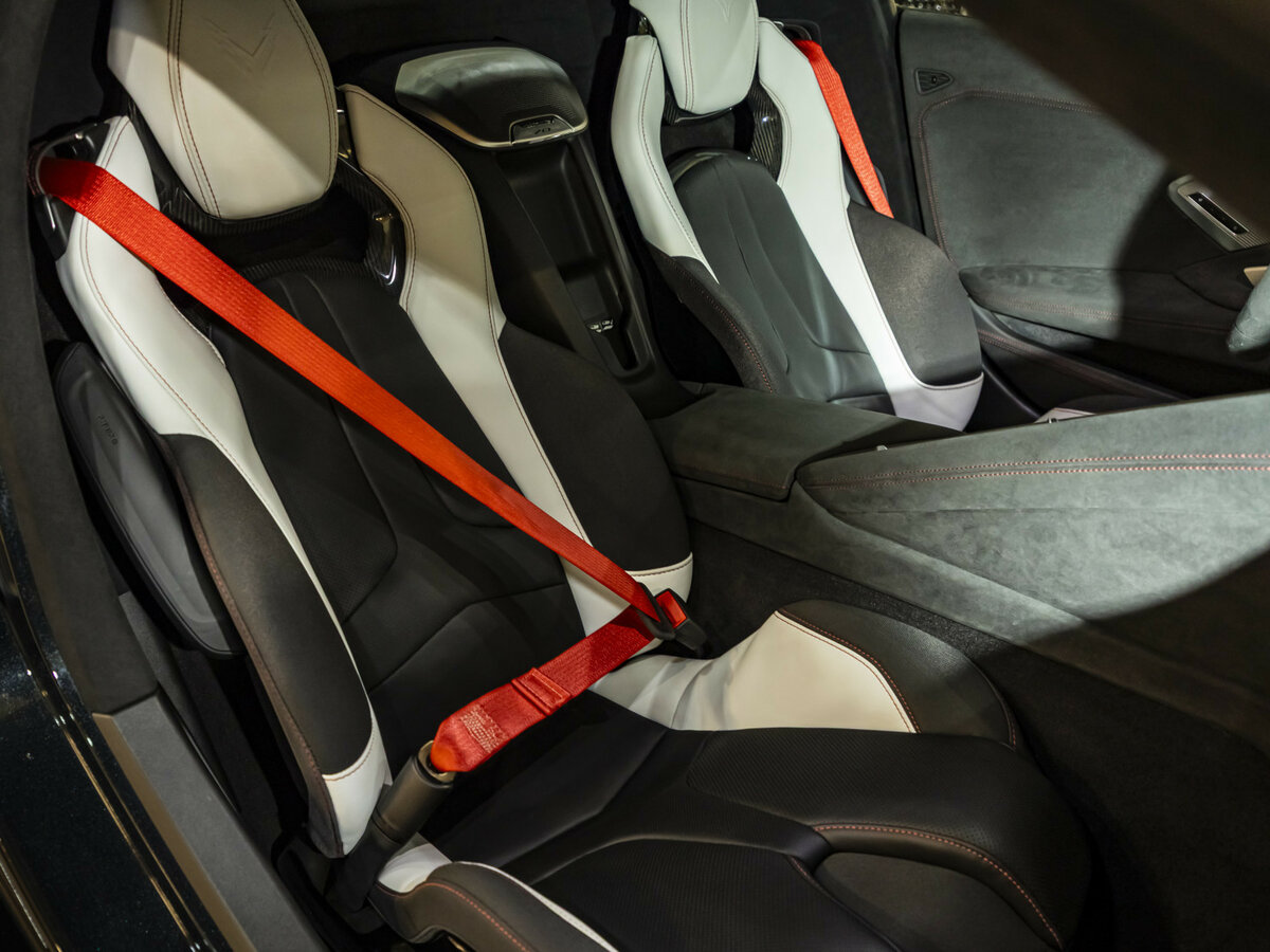 Chevrolet Corvette с пробегом — 2023 год. Фото: #14