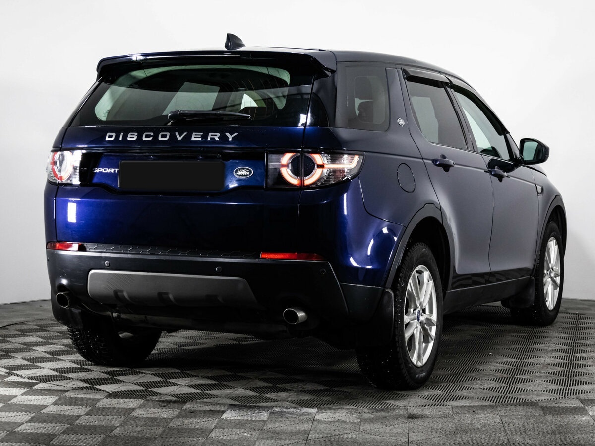 Land Rover Discovery Sport с пробегом — 2017 год. Фото: #3