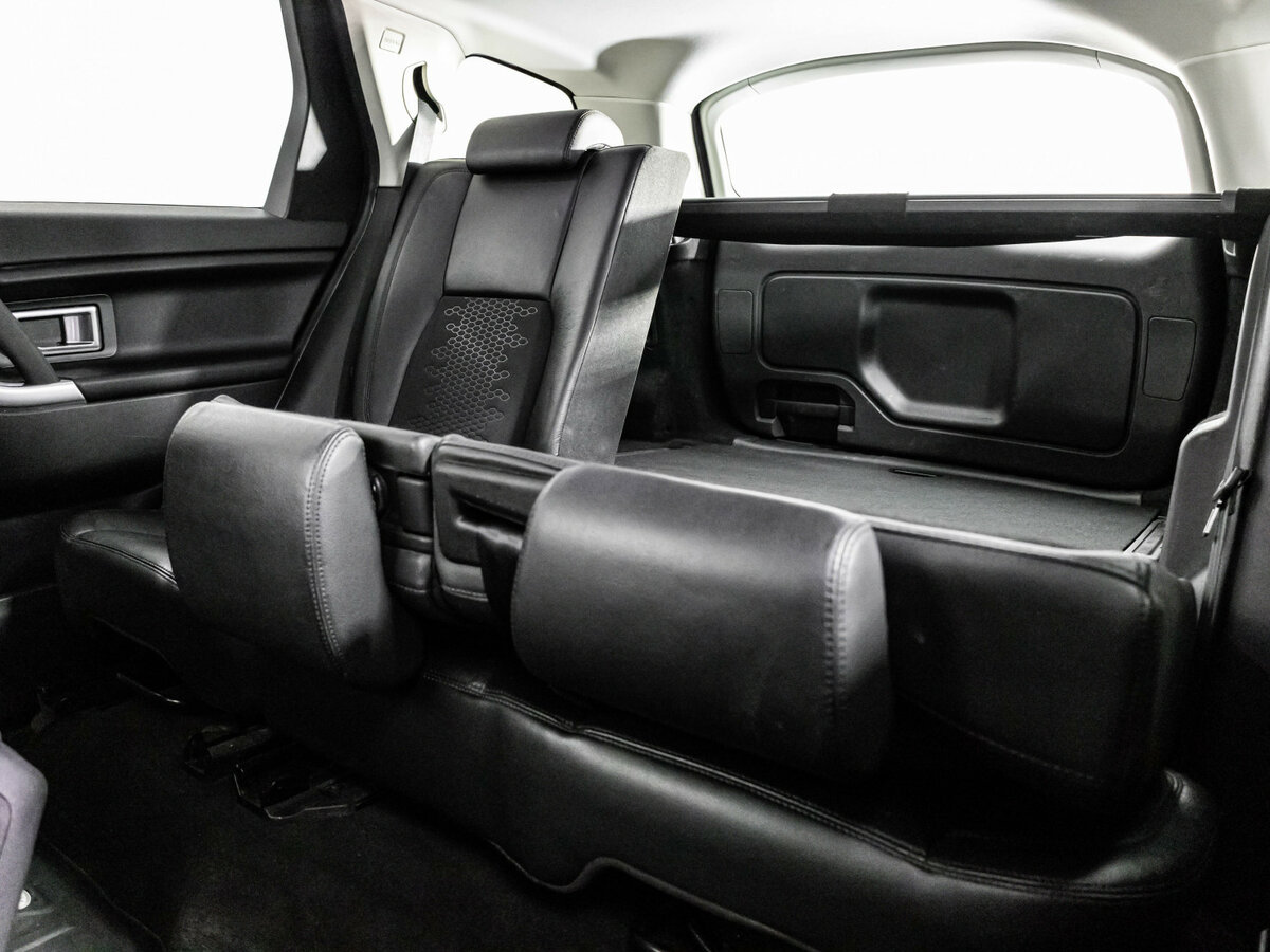 Land Rover Discovery Sport с пробегом — 2017 год. Фото: #18