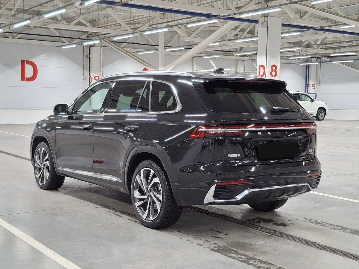 Geely Monjaro с пробегом — 2024 год. Фото: #6