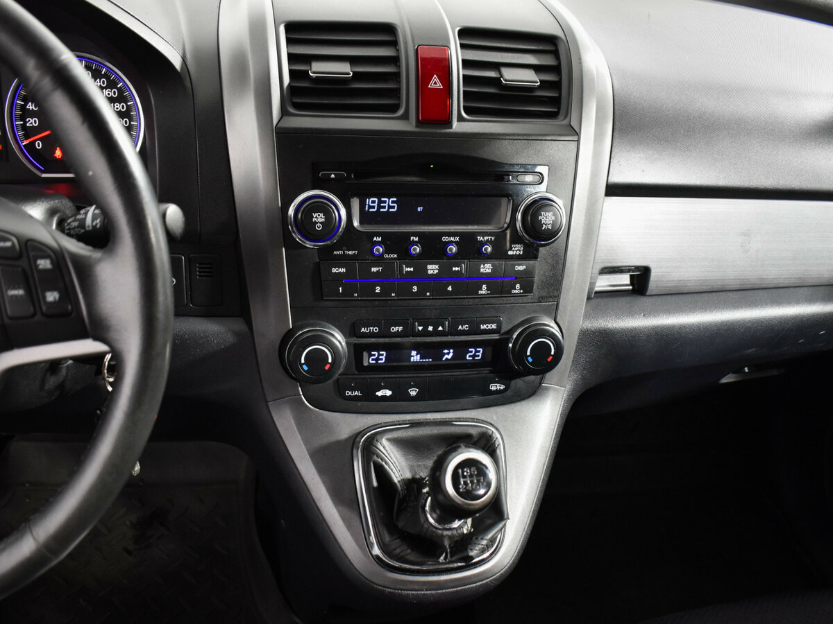 Honda CR-V с пробегом — 2007 год. Фото: #17