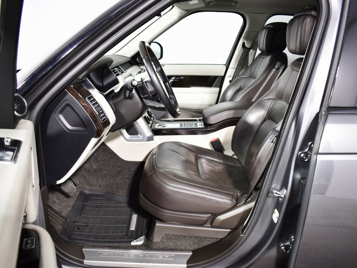 Land Rover Range Rover с пробегом — 2018 год. Фото: #7