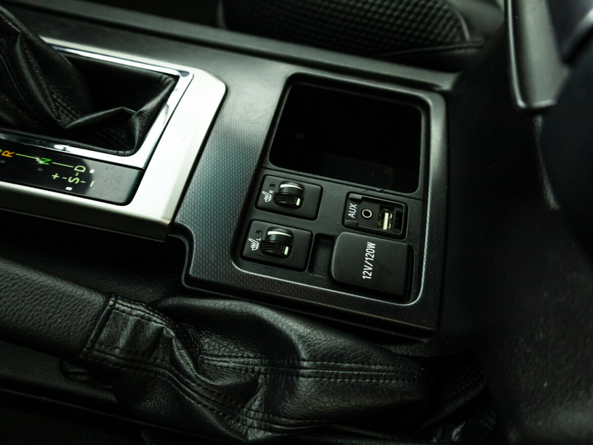 Toyota Land Cruiser Prado с пробегом — 2013 год. Фото: #18