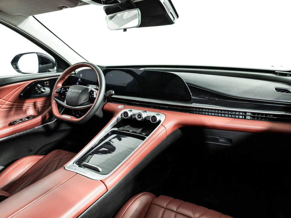 EXEED RX с пробегом — 2023 год. Фото: #8