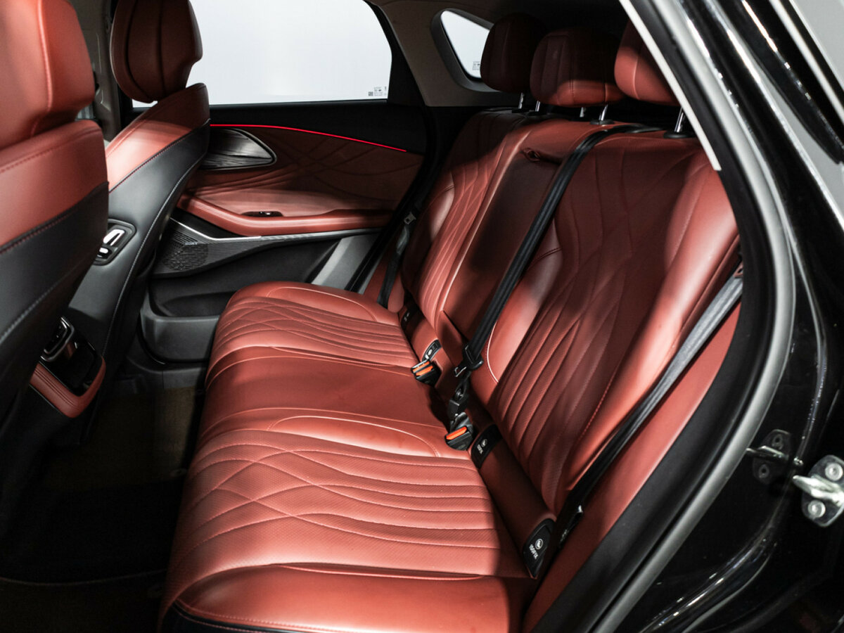 EXEED RX с пробегом — 2023 год. Фото: #9