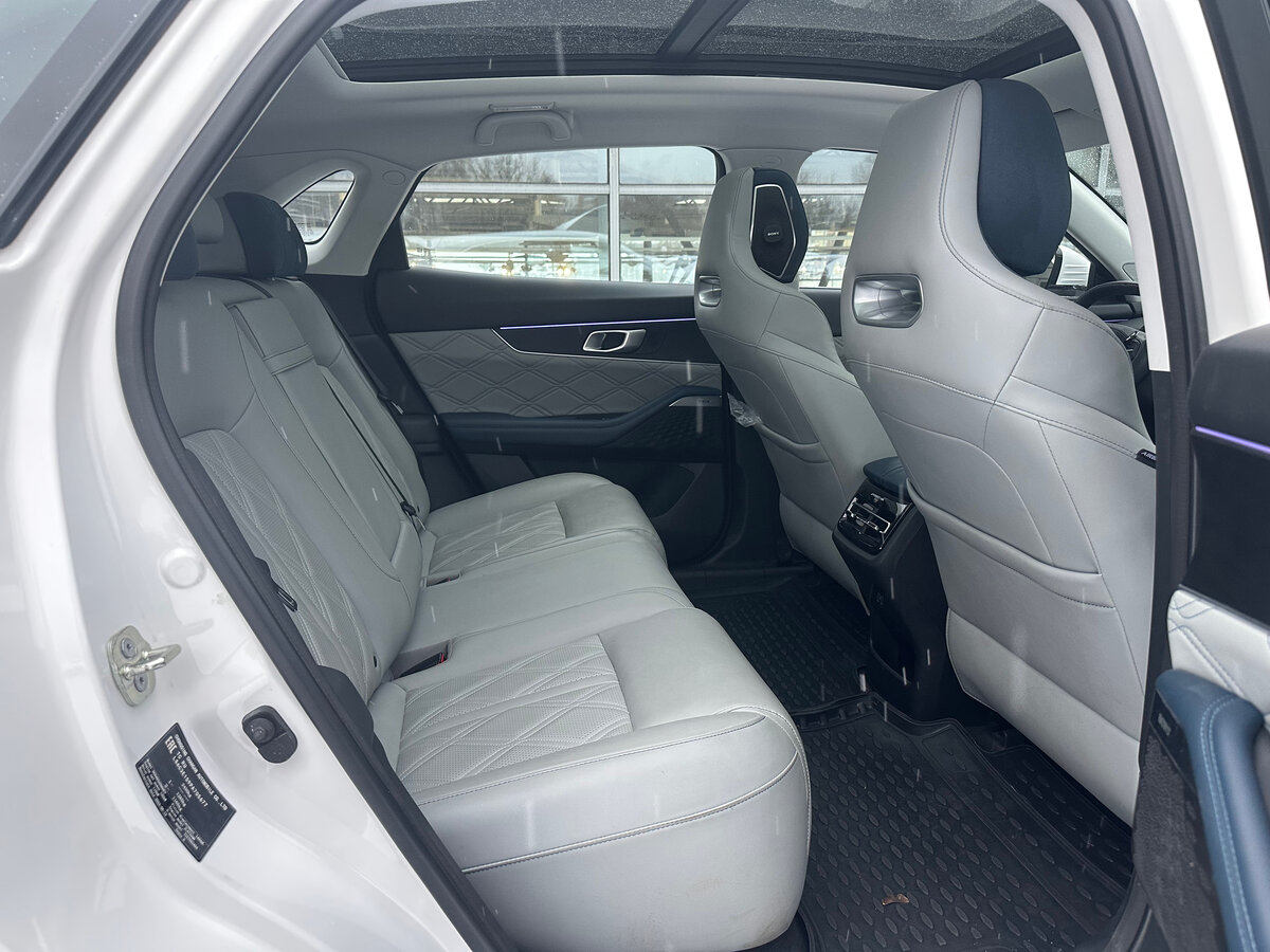 Changan UNI-K с пробегом — 2023 год. Фото: #19