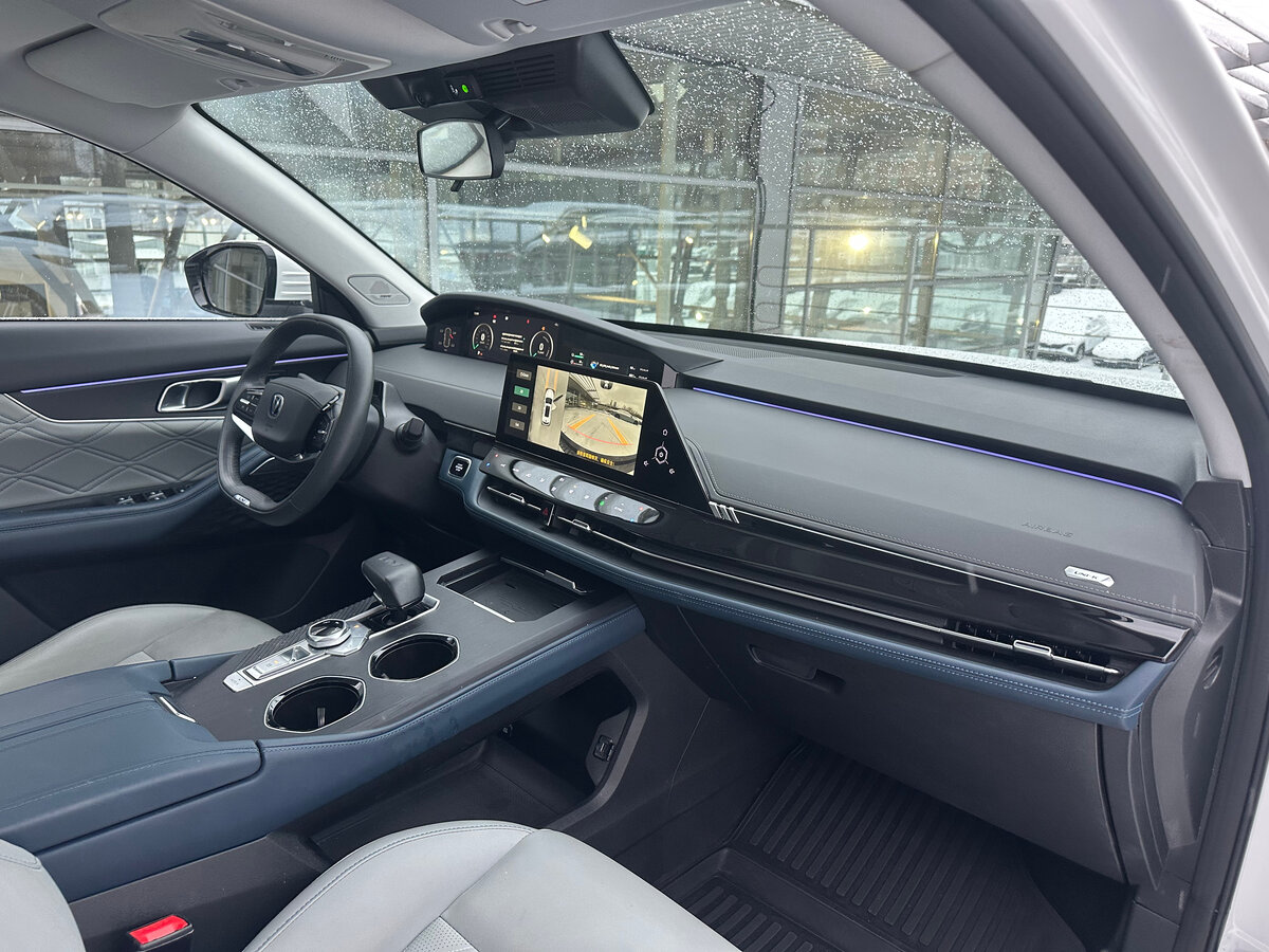 Changan UNI-K с пробегом — 2023 год. Фото: #21