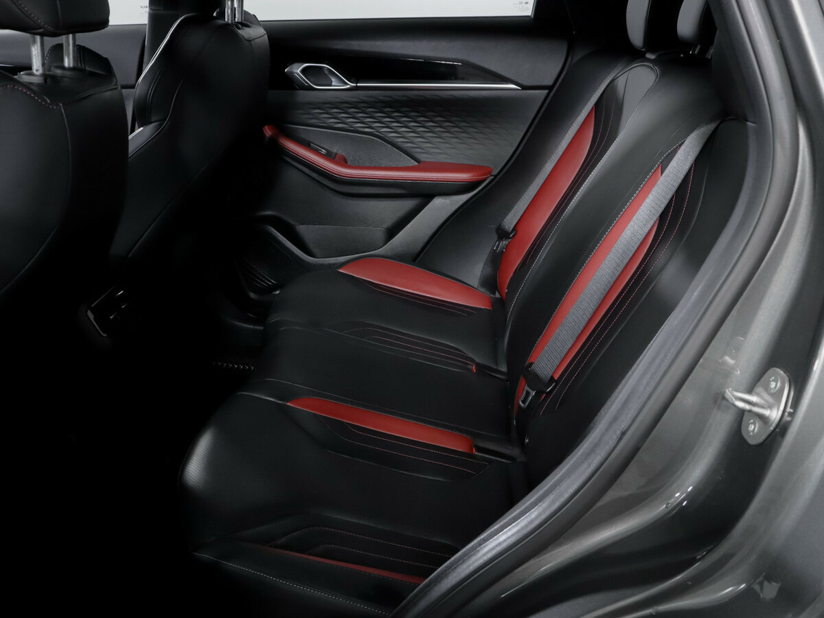 Geely Binyue Cool с пробегом — 2024 год. Фото: #7