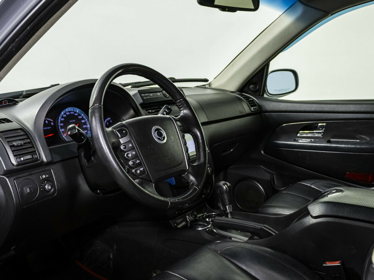 SsangYong Rexton с пробегом — 2010 год. Фото: #7