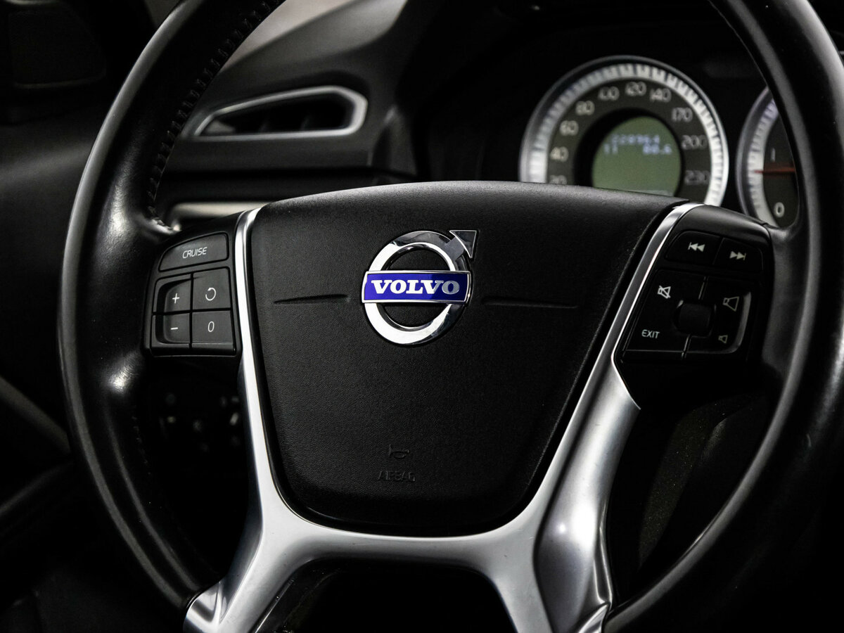 Volvo XC70 с пробегом — 2011 год. Фото: #8