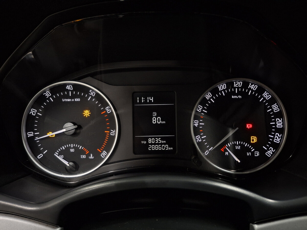 Skoda Octavia с пробегом — 2011 год. Фото: #12