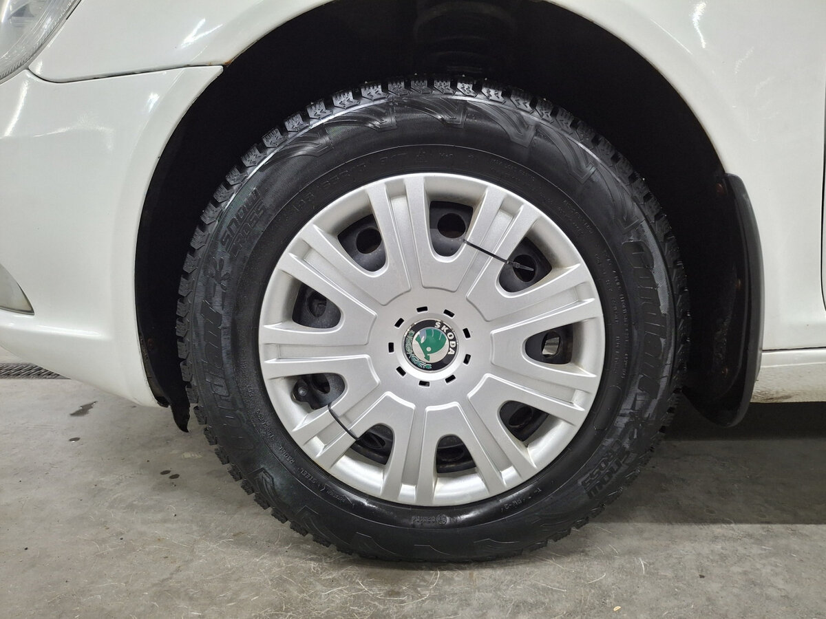 Skoda Octavia с пробегом — 2011 год. Фото: #17