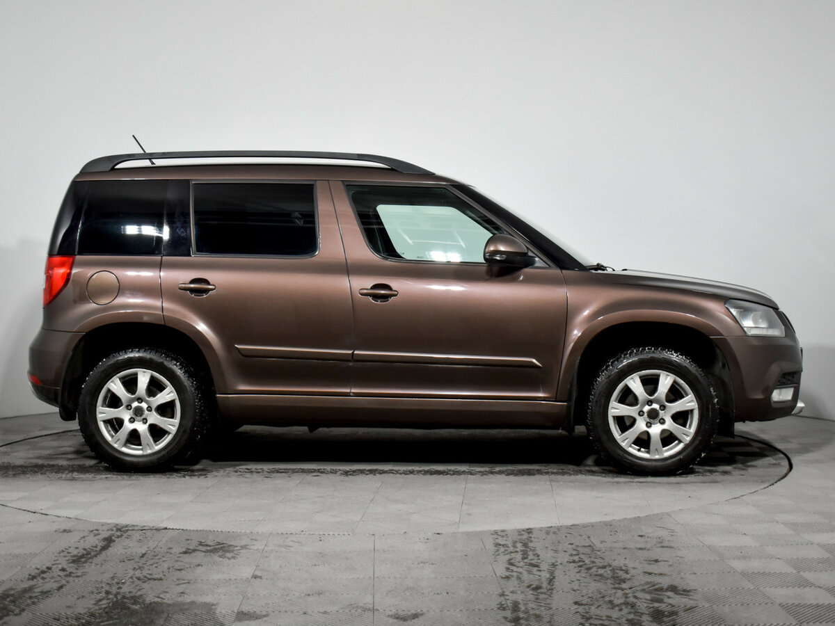 Skoda Yeti с пробегом — 2014 год. Фото: #3