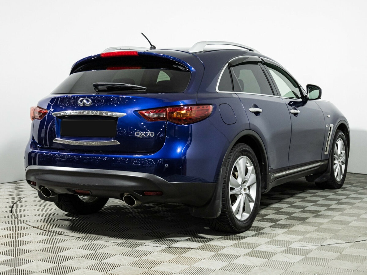 Infiniti QX70 с пробегом — 2014 год. Фото: #3