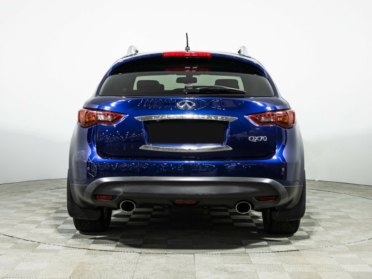 Infiniti QX70 с пробегом — 2014 год. Фото: #4