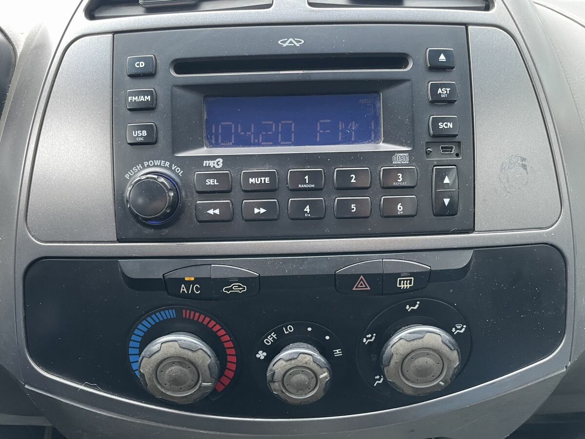 Chery Tiggo (T11) с пробегом — 2008 год. Фото: #10