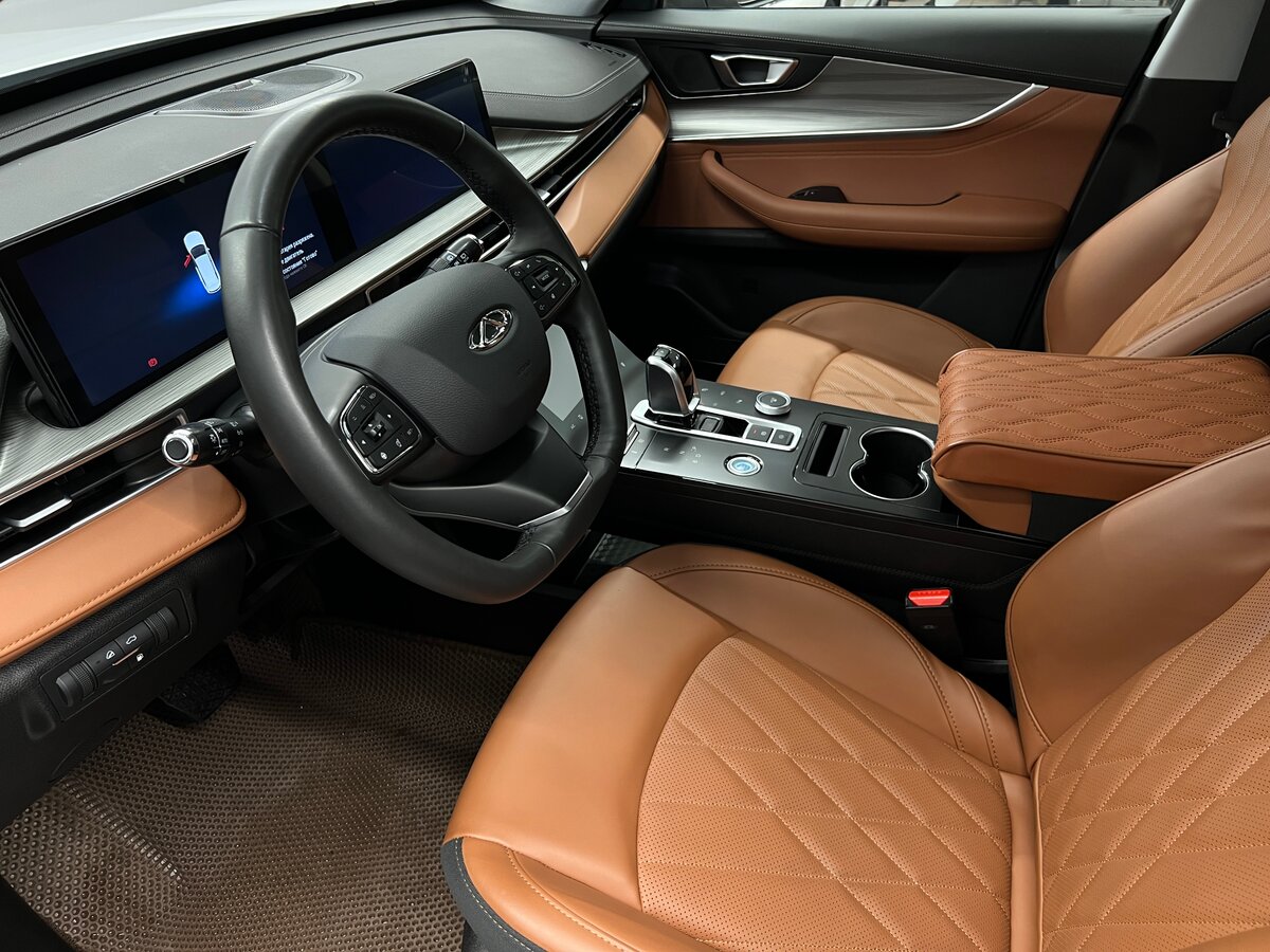 Chery Tiggo 8 Pro e+ с пробегом — 2023 год. Фото: #6