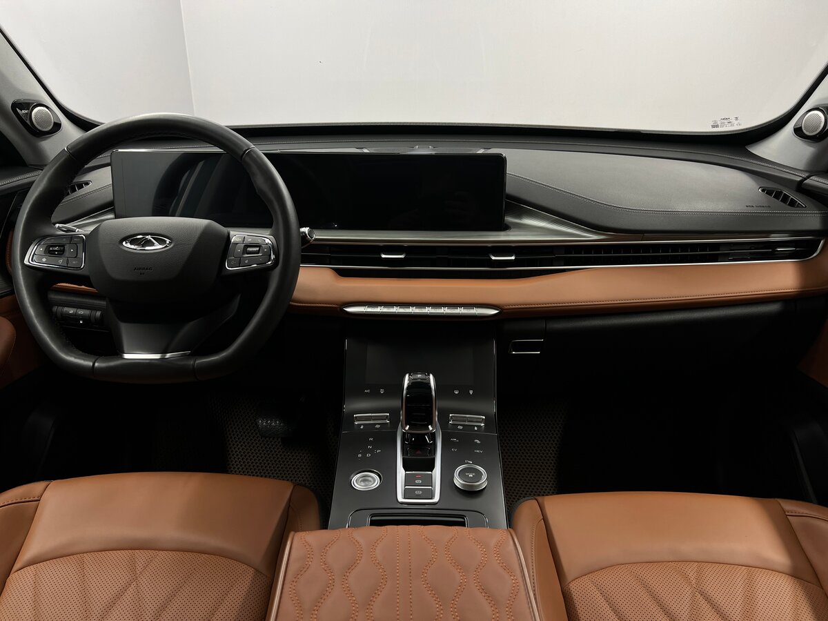 Chery Tiggo 8 Pro e+ с пробегом — 2023 год. Фото: #7