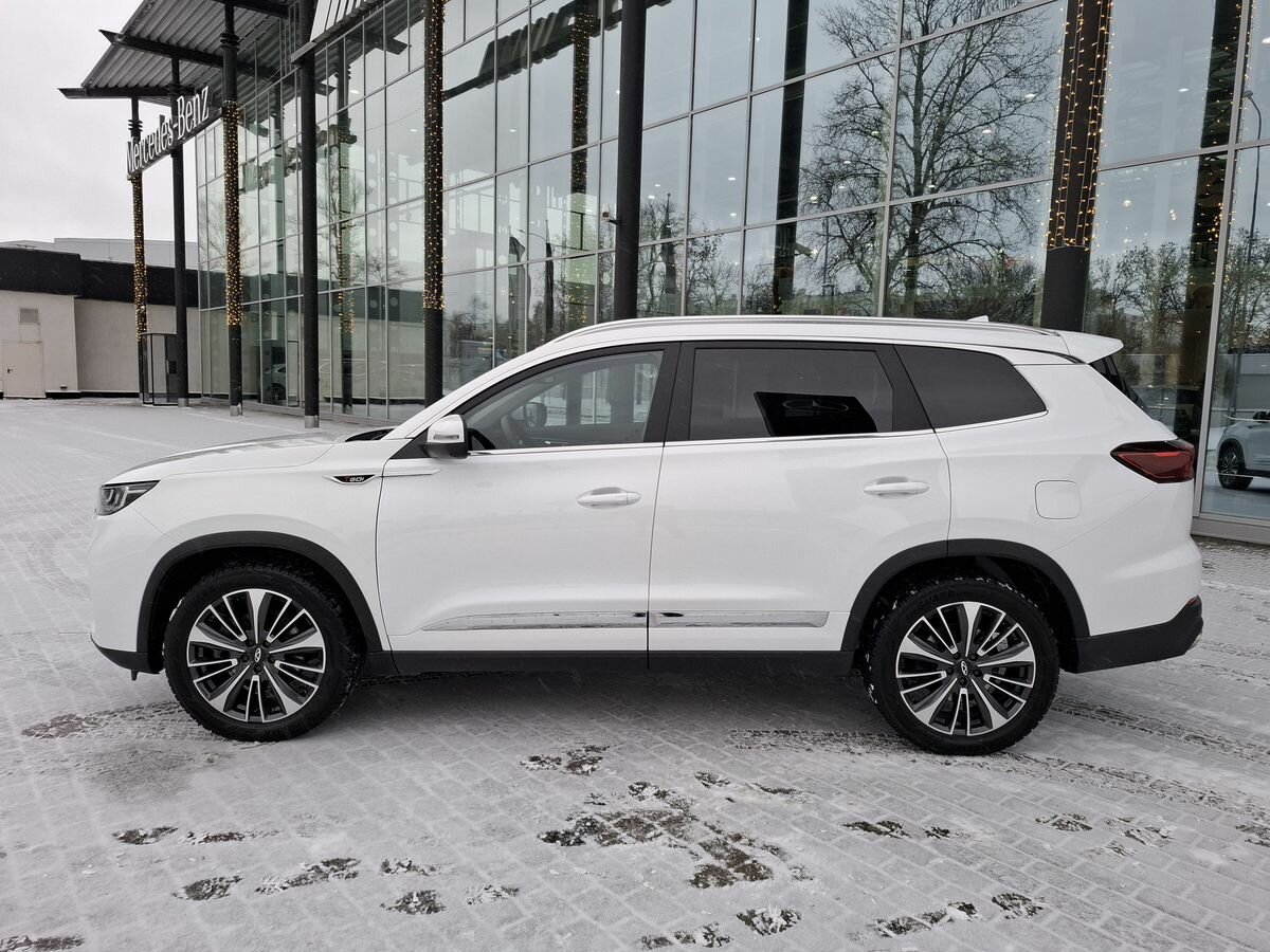 Chery Tiggo 8 Pro Max с пробегом — 2023 год. Фото: #3