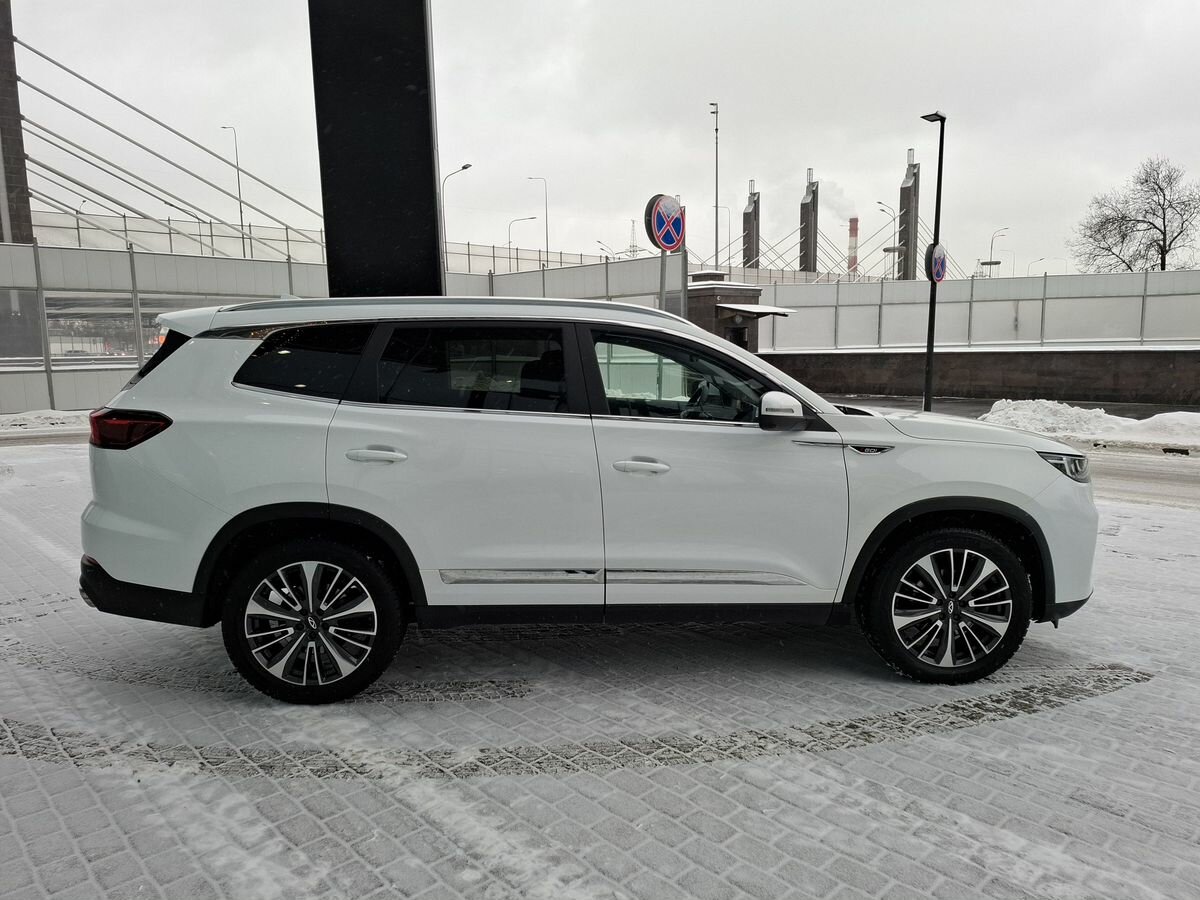 Chery Tiggo 8 Pro Max с пробегом — 2023 год. Фото: #5