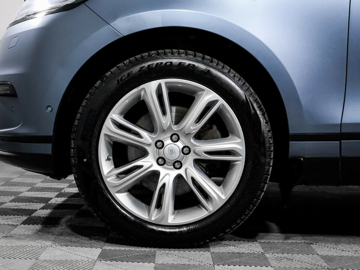 Land Rover Range Rover Velar с пробегом — 2017 год. Фото: #14