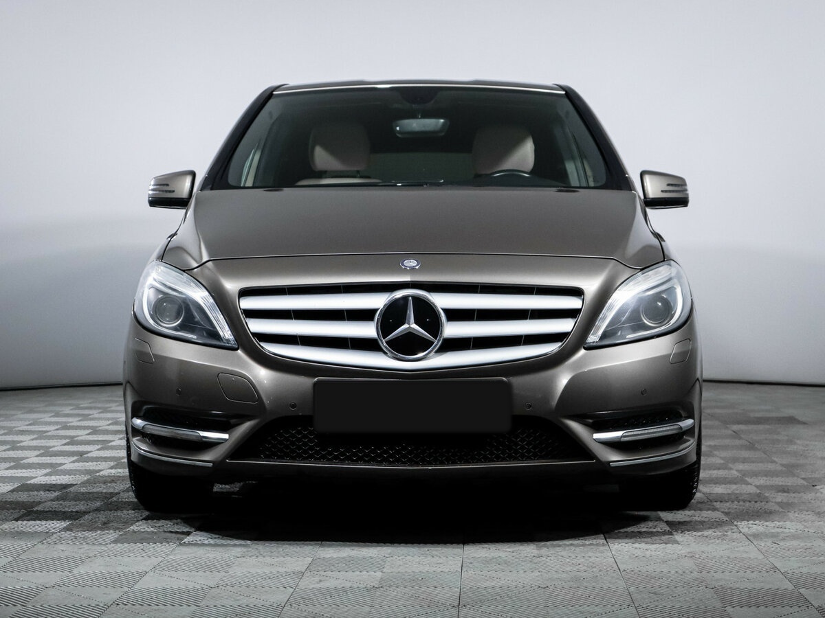 Mercedes-Benz B-Класс с пробегом — 2013 год. Фото: #1