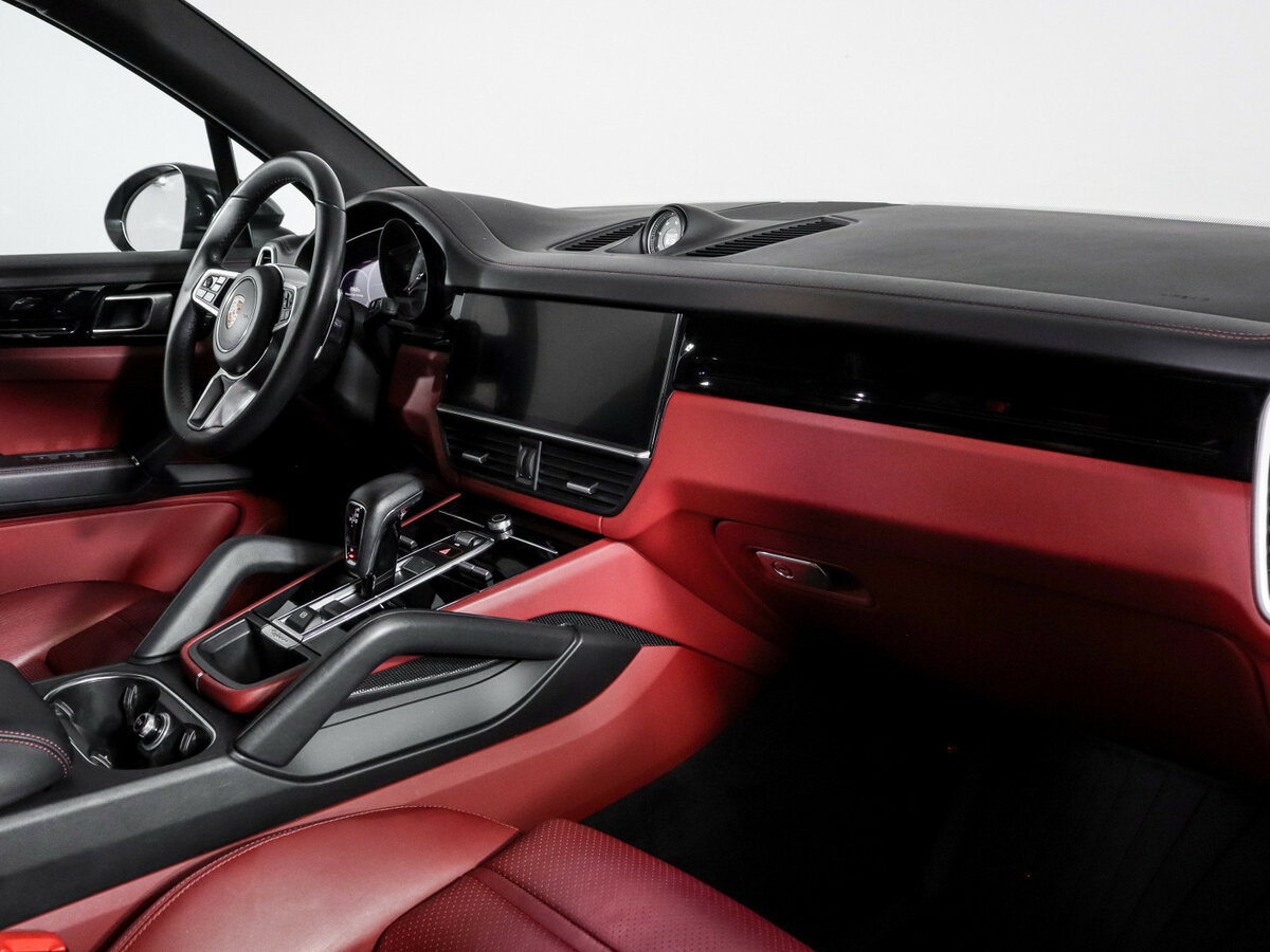 Porsche Cayenne с пробегом — 2021 год. Фото: #8