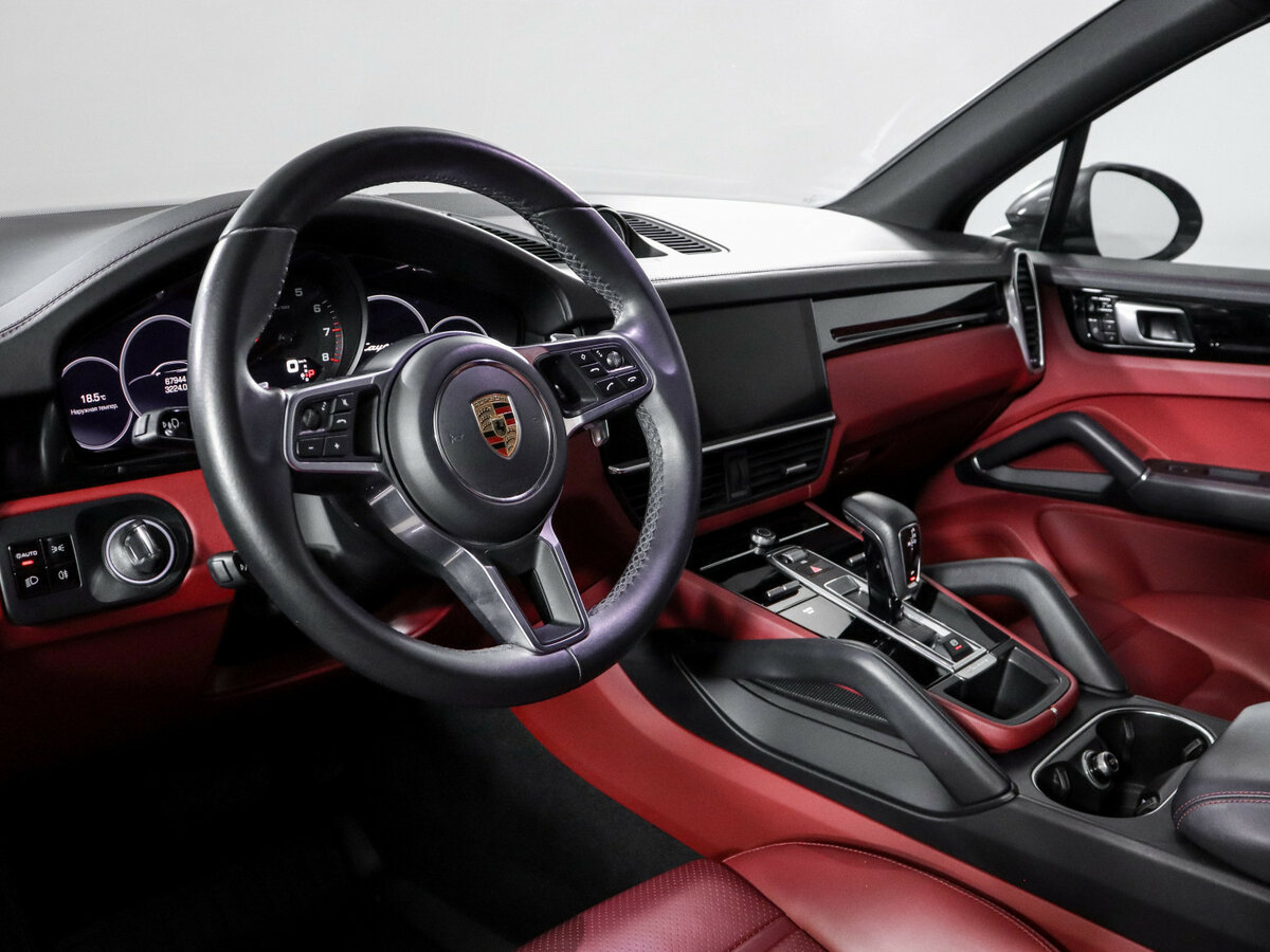 Porsche Cayenne с пробегом — 2021 год. Фото: #13
