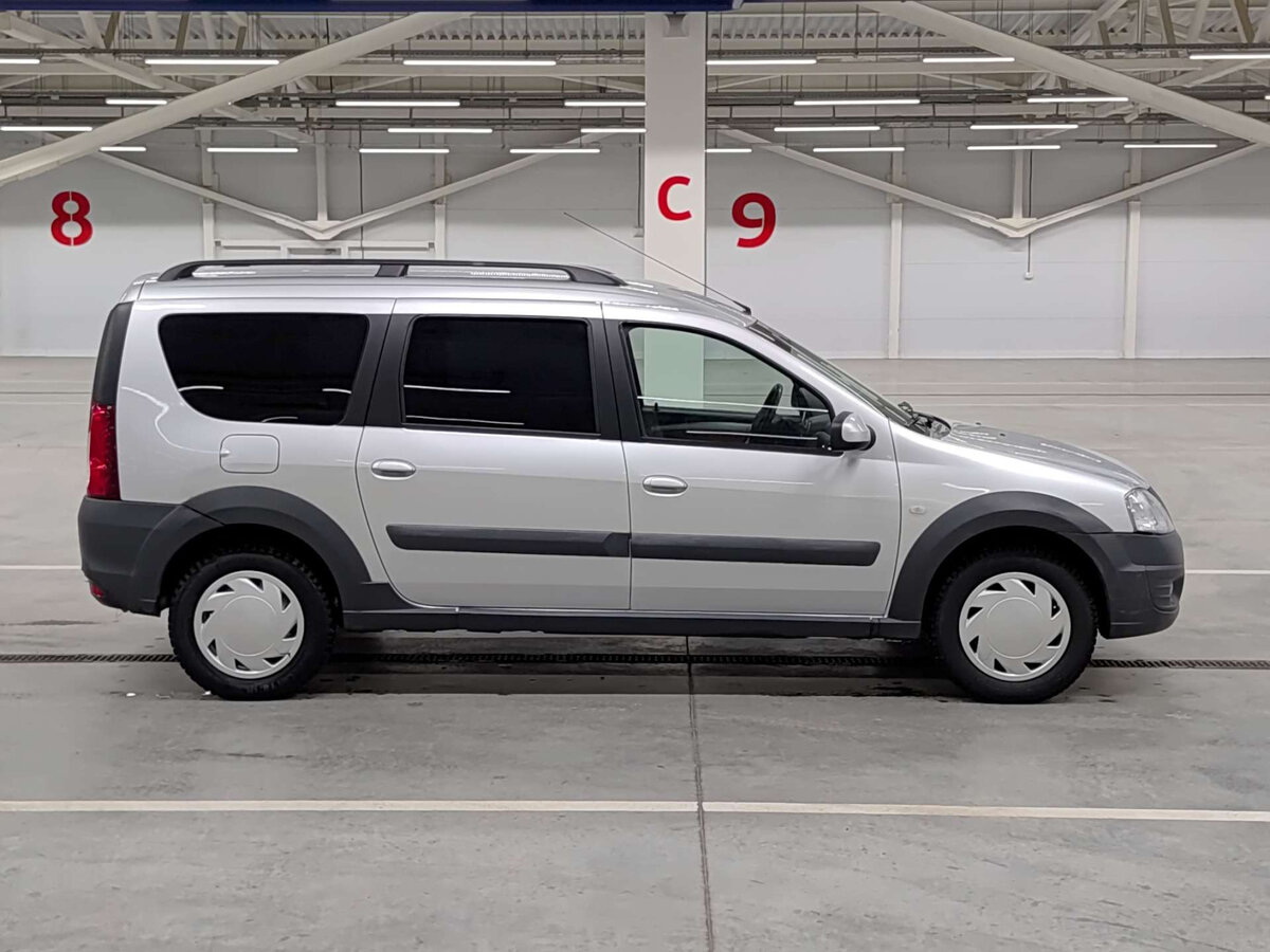 Lada (ВАЗ) Largus с пробегом — 2019 год. Фото: #3