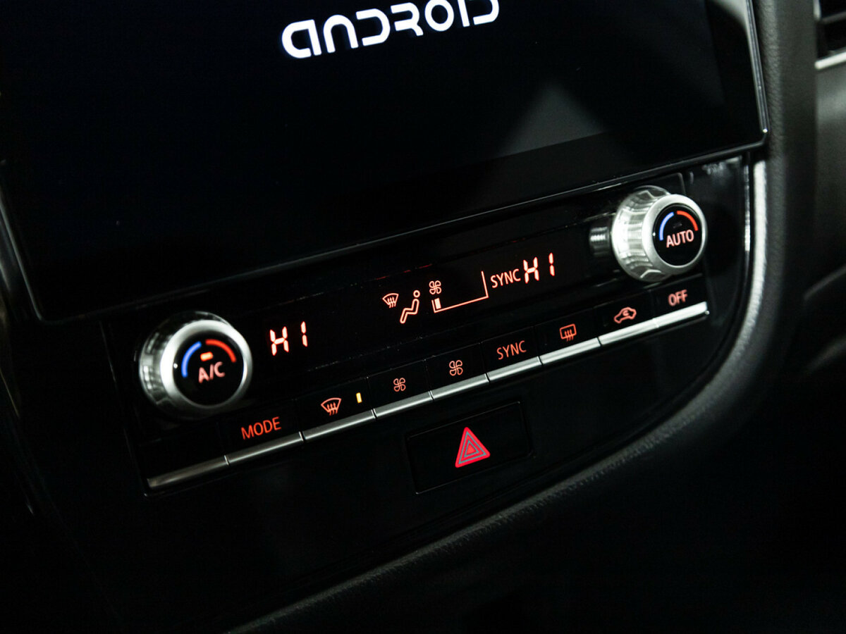 Mitsubishi Outlander с пробегом — 2020 год. Фото: #15