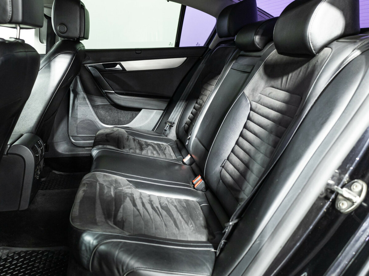 Volkswagen Passat с пробегом — 2011 год. Фото: #8