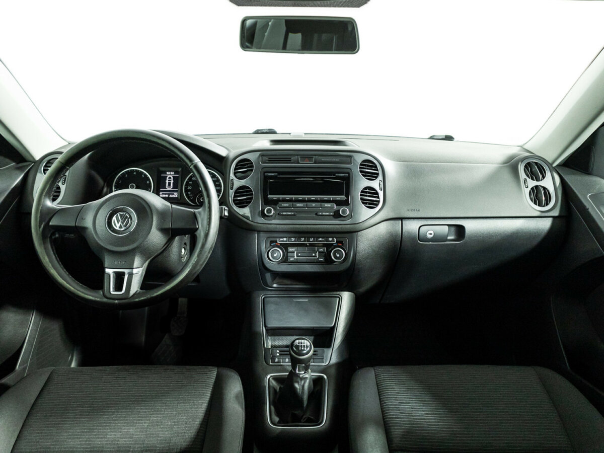 Volkswagen Tiguan с пробегом — 2013 год. Фото: #12