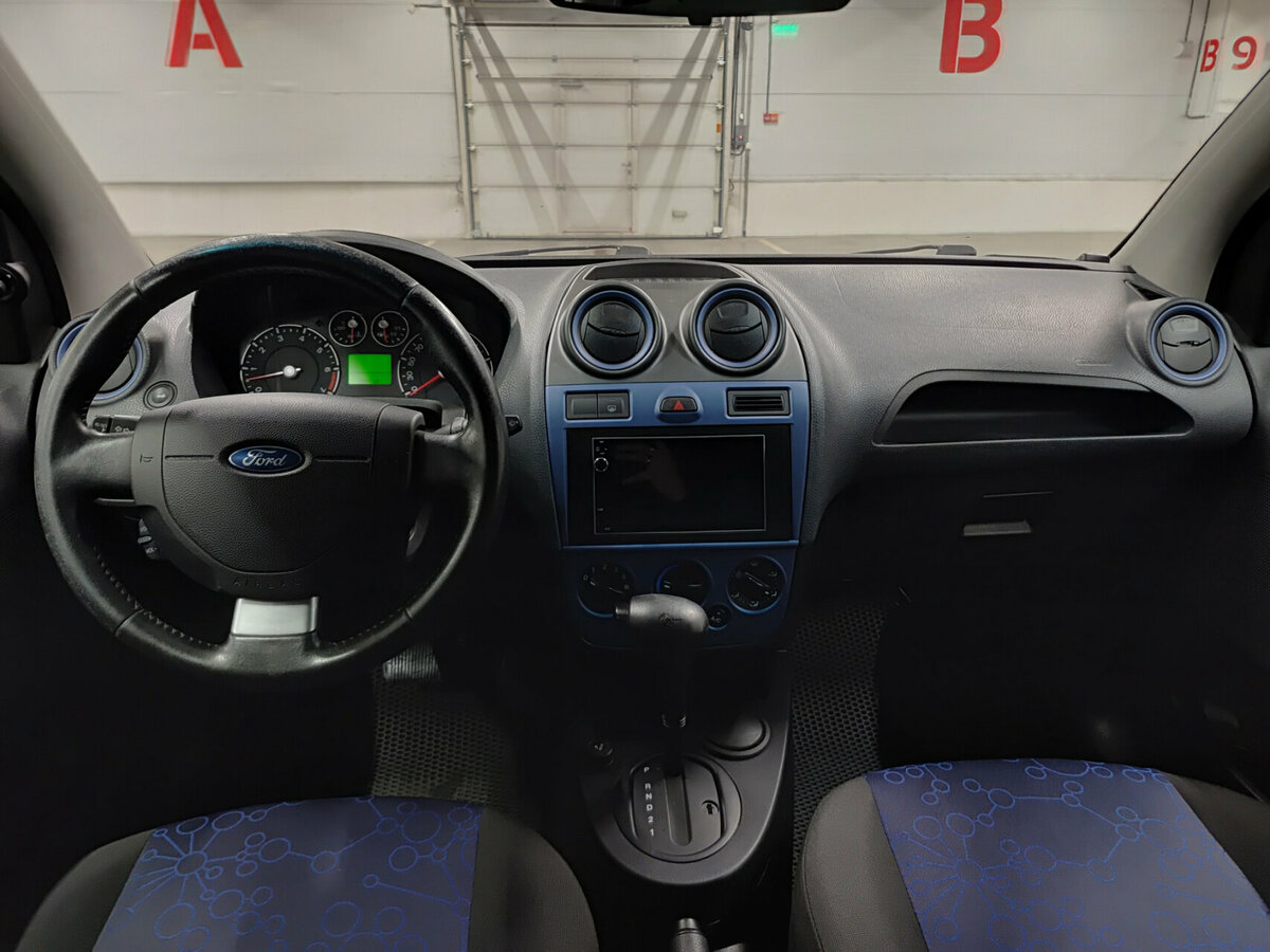 Ford Fiesta с пробегом — 2007 год. Фото: #13