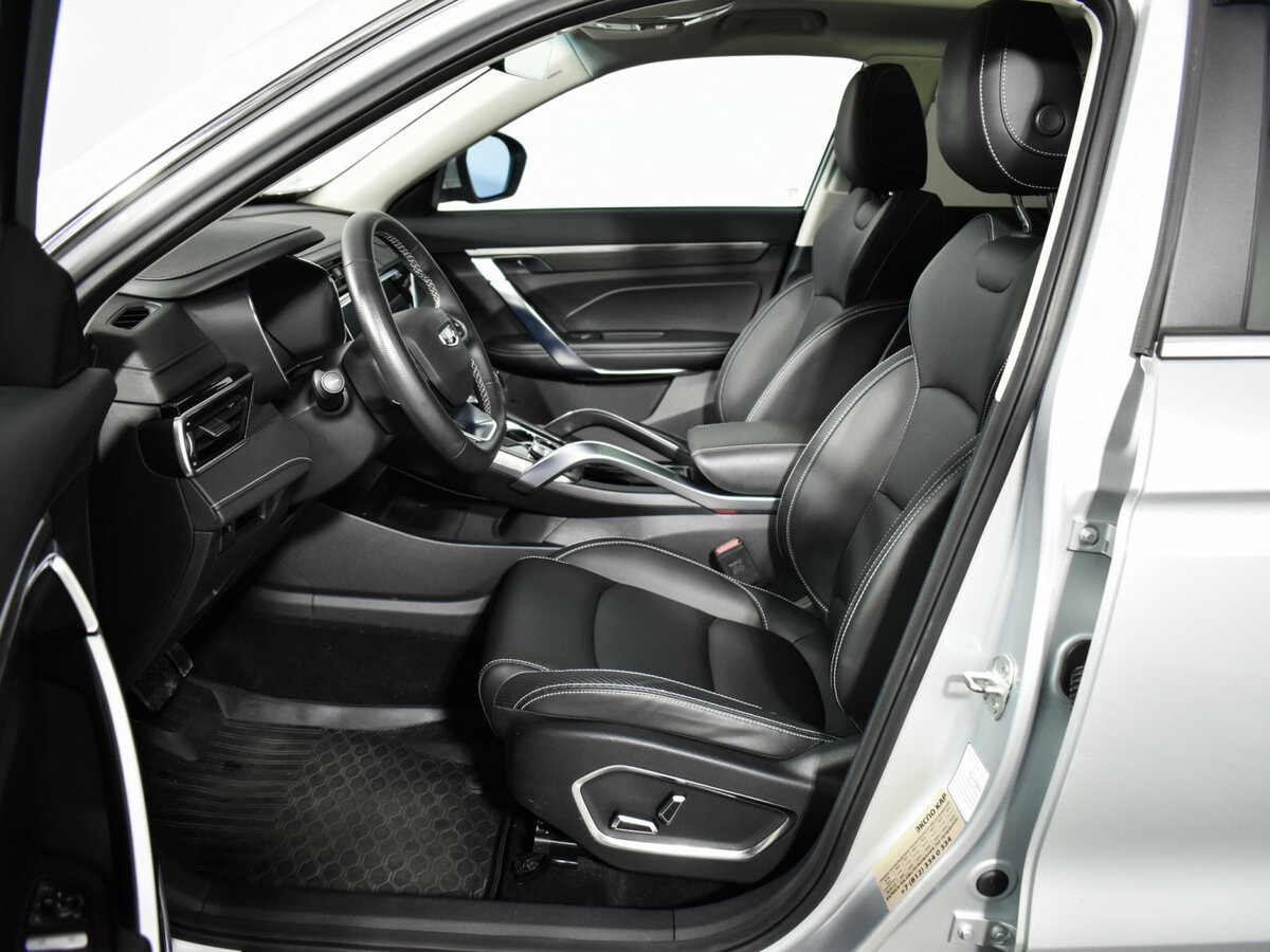 Geely Atlas Pro с пробегом — 2022 год. Фото: #9