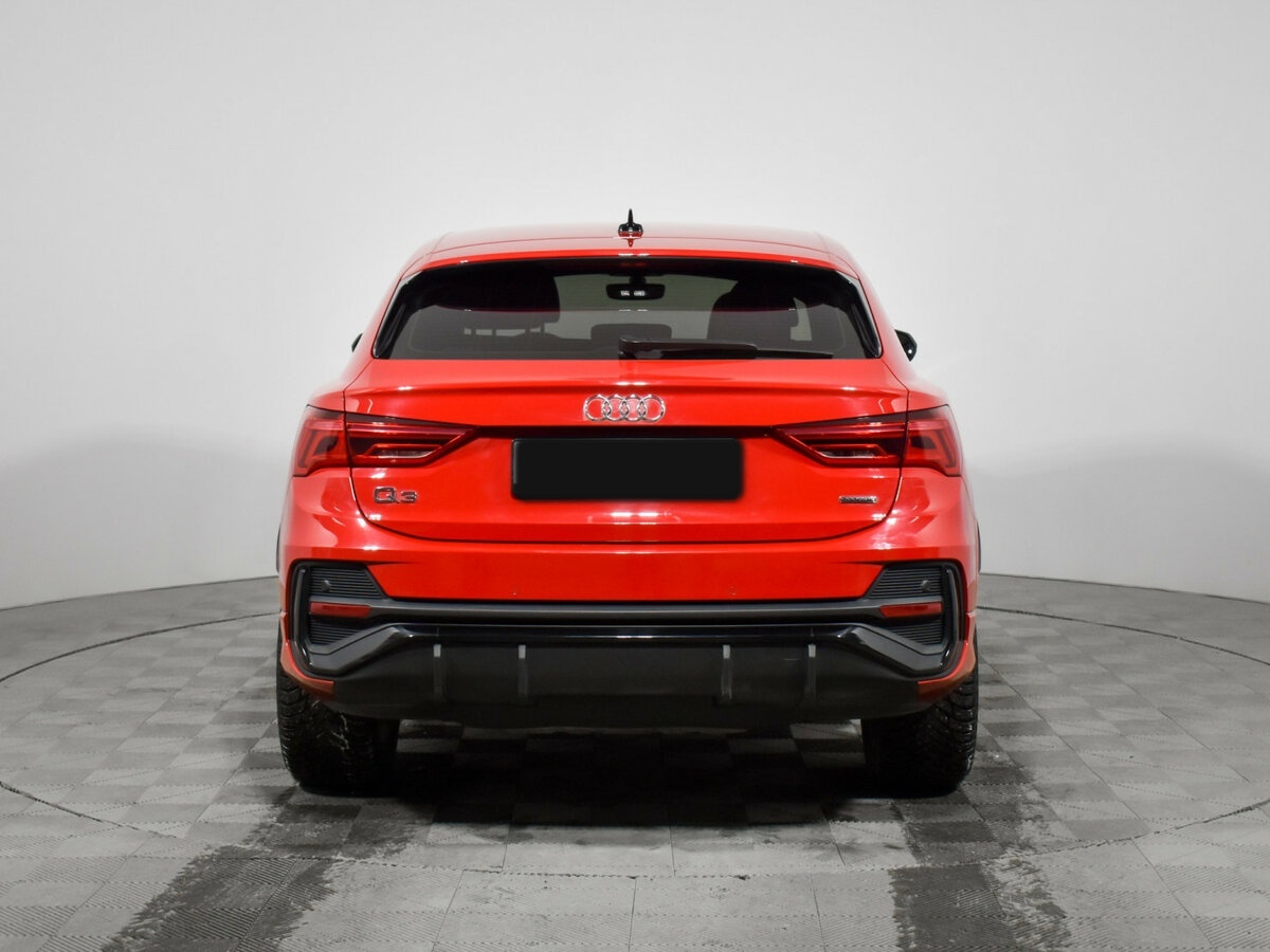 Audi Q3 Sportback с пробегом — 2021 год. Фото: #5