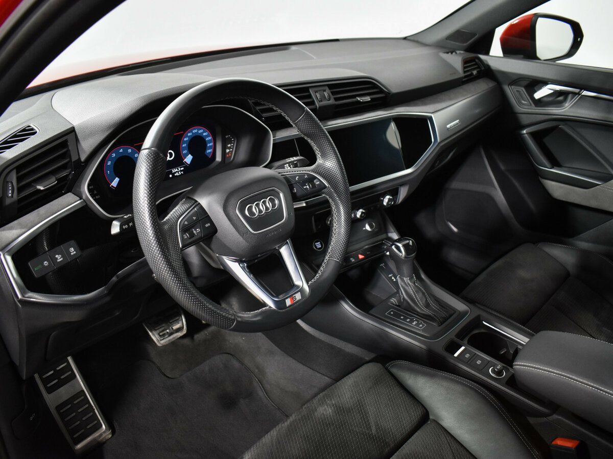 Audi Q3 Sportback с пробегом — 2021 год. Фото: #8