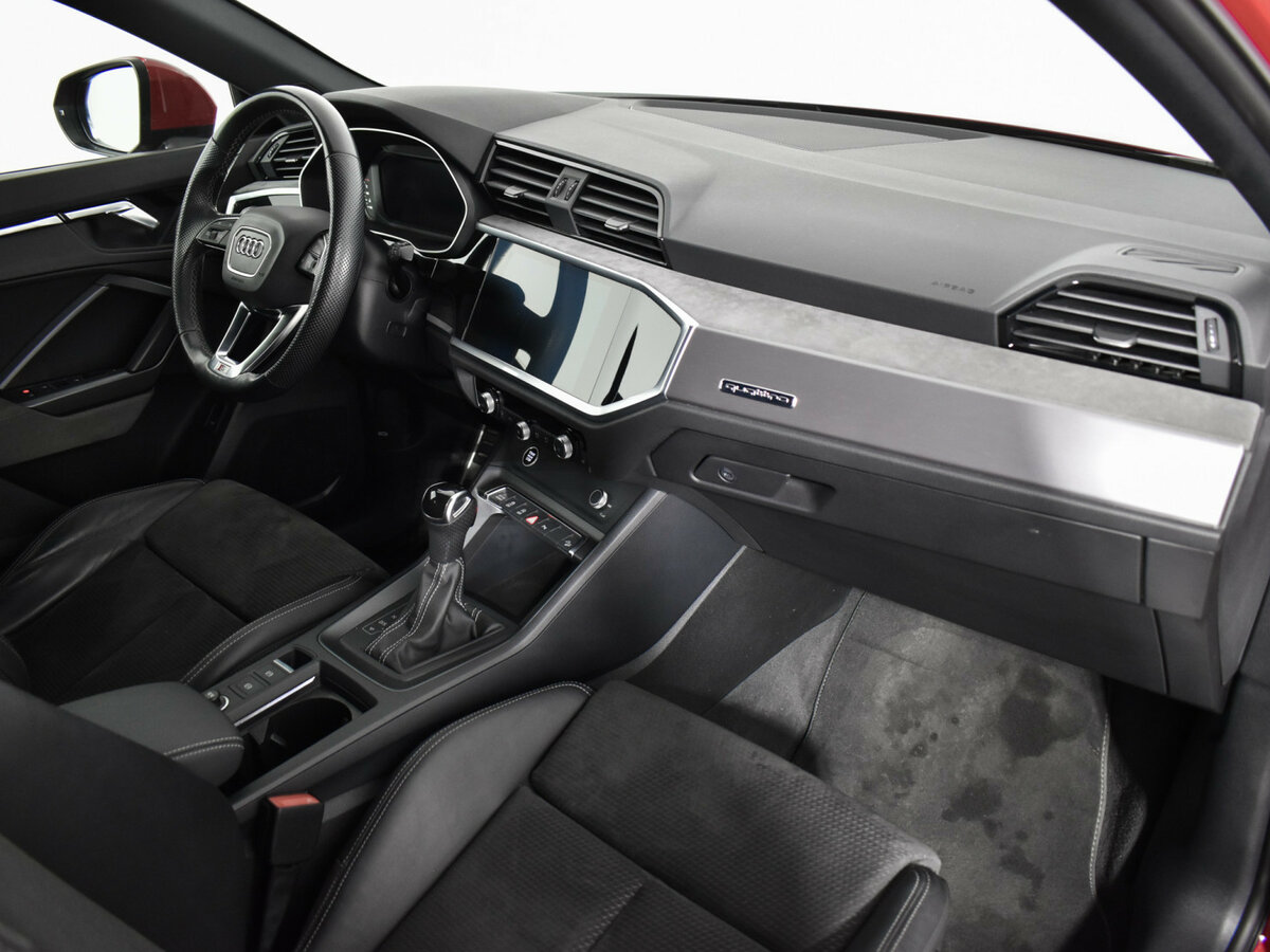 Audi Q3 Sportback с пробегом — 2021 год. Фото: #11