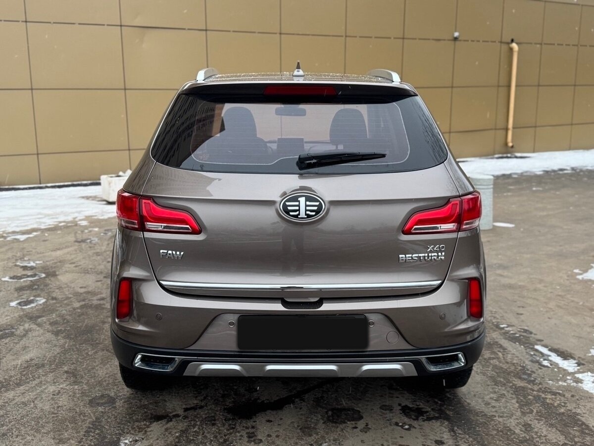 FAW Besturn X40 с пробегом — 2020 год. Фото: #5