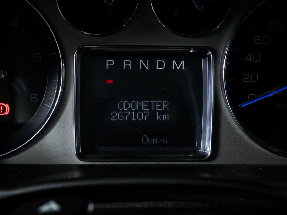 Cadillac Escalade с пробегом — 2007 год. Фото: #10